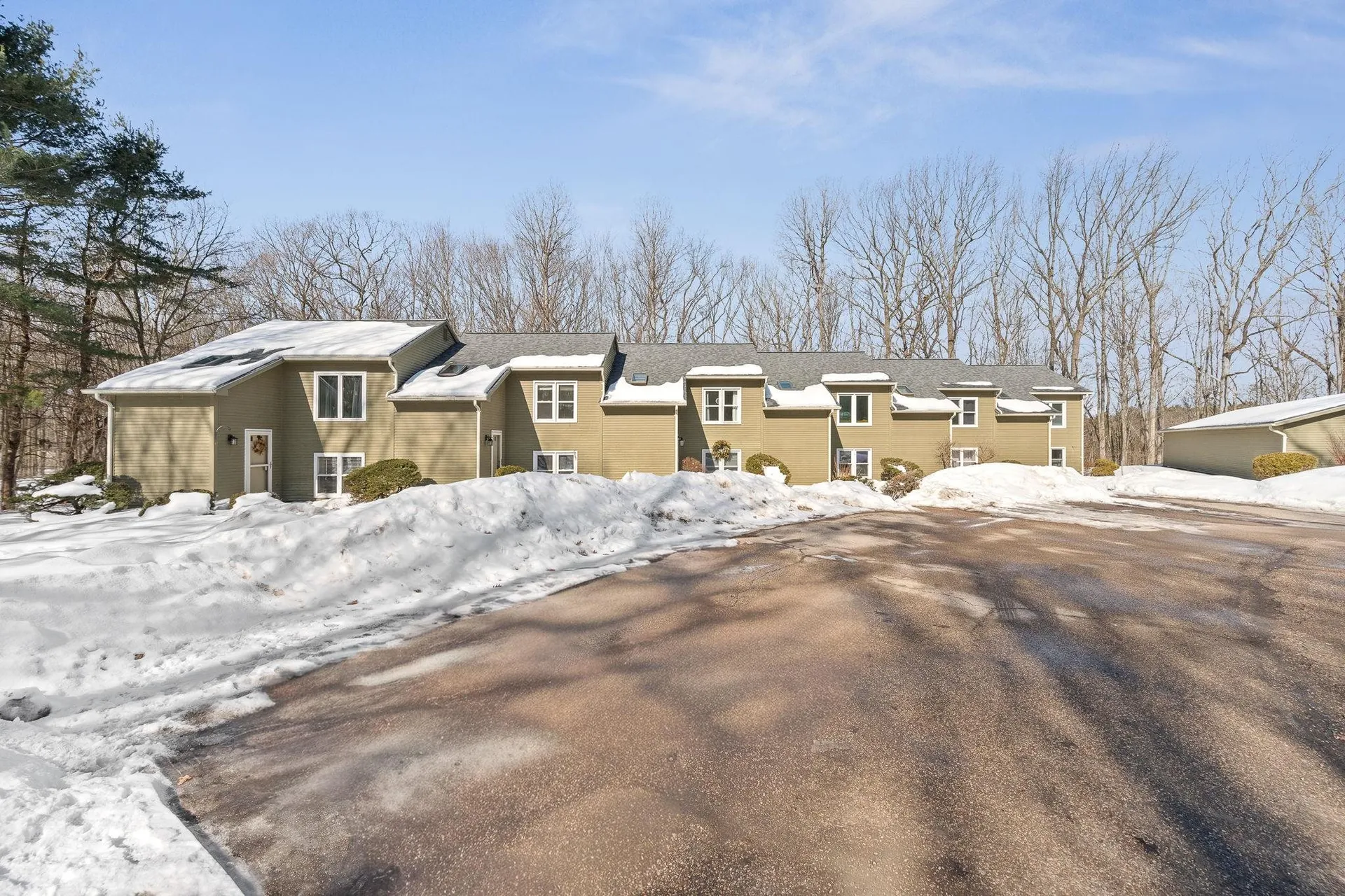 440 Oak Circle Colchester VT 05446
