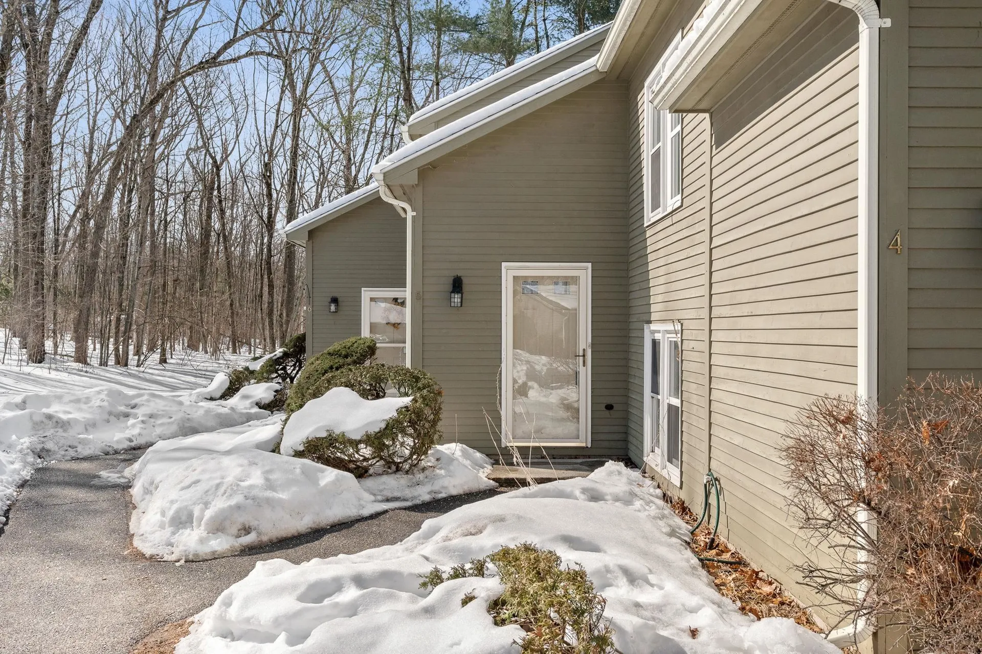 440 Oak Circle Colchester VT 05446