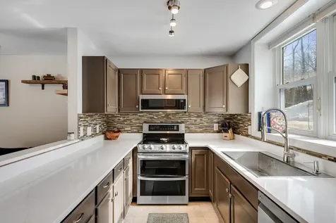 440 Oak Circle Colchester VT 05446