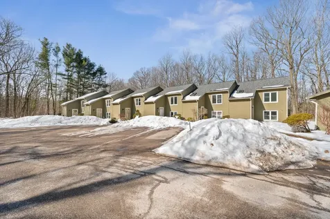 440 Oak Circle Colchester VT 05446