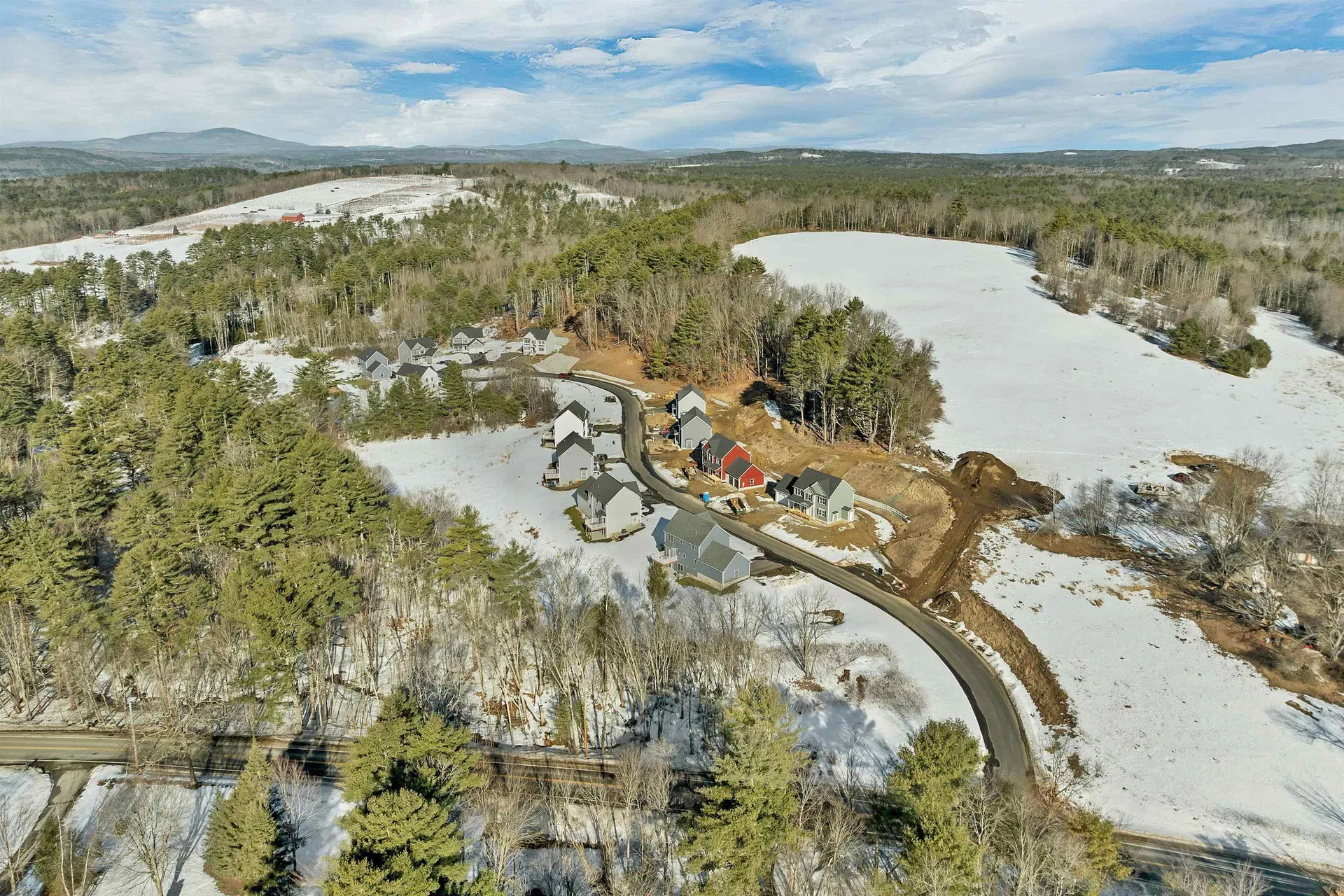 12 Shelburne Lane Concord NH 03301