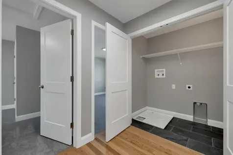 12 Shelburne Lane Concord NH 03301