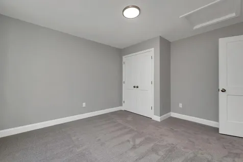 12 Shelburne Lane Concord NH 03301