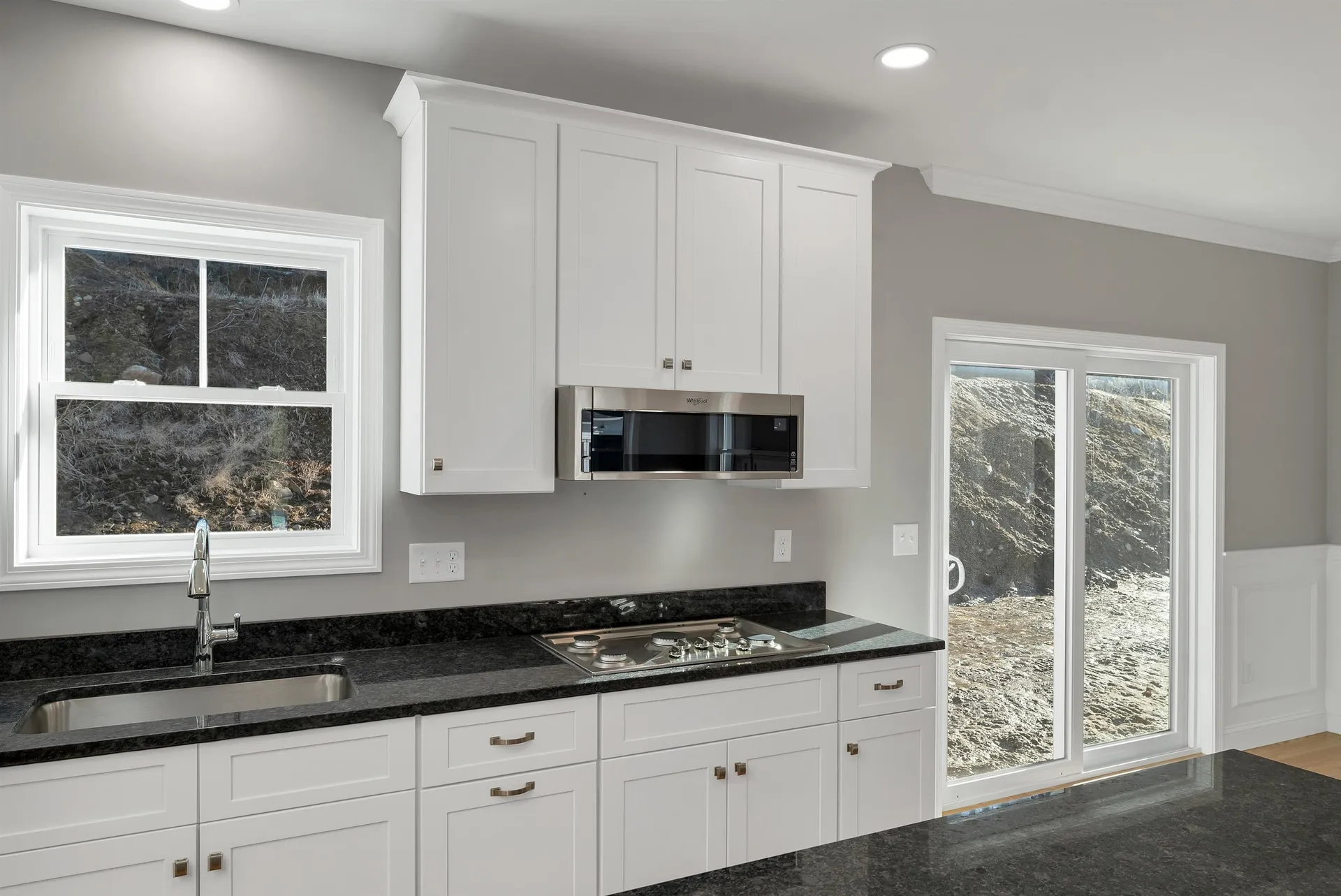 12 Shelburne Lane Concord NH 03301