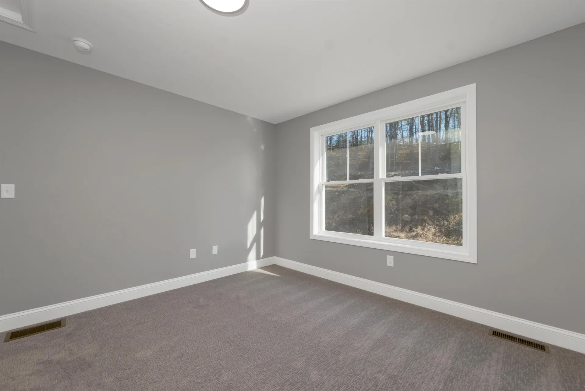 12 Shelburne Lane Concord NH 03301