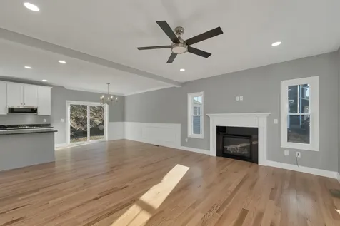 12 Shelburne Lane Concord NH 03301