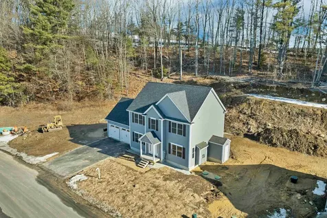 12 Shelburne Lane Concord NH 03301