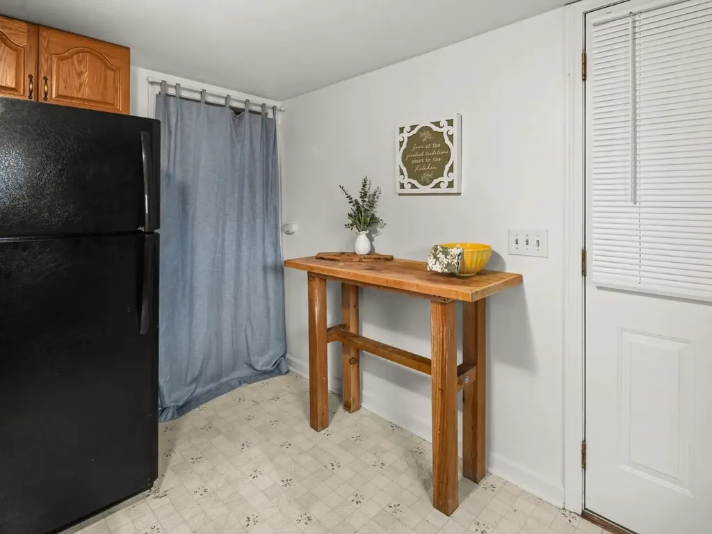 37 Lois Lane Williston VT 05495