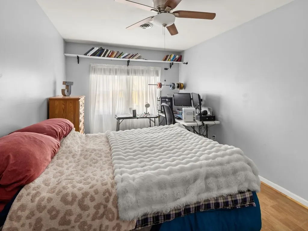 37 Lois Lane Williston VT 05495