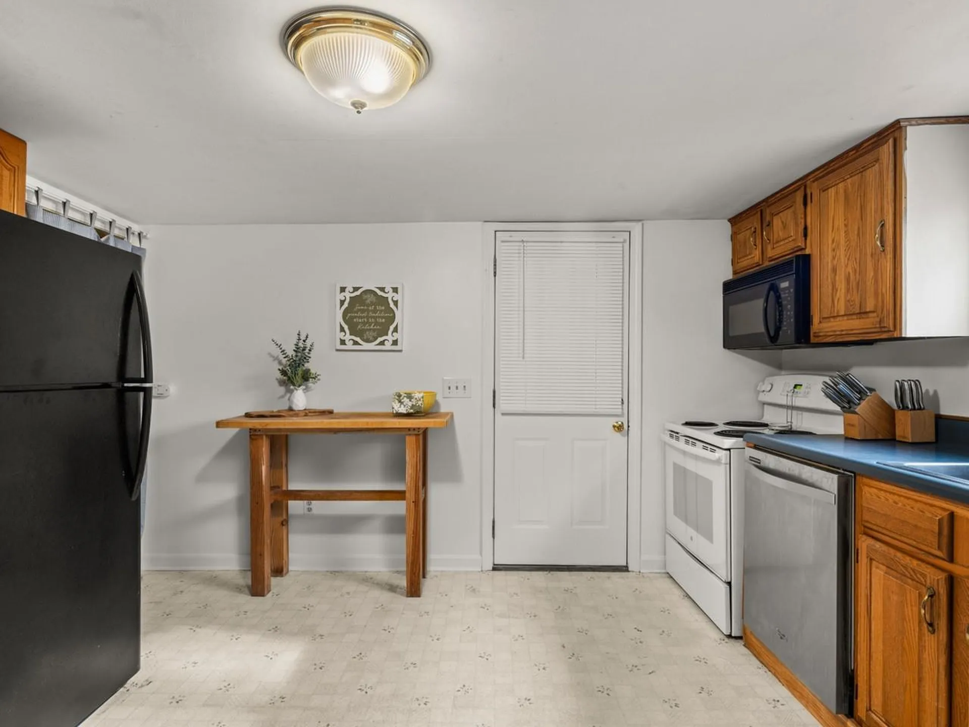 37 Lois Lane Williston VT 05495