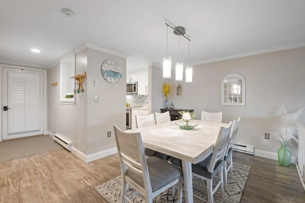 2696 Lake Shore Road Gilford NH 03249