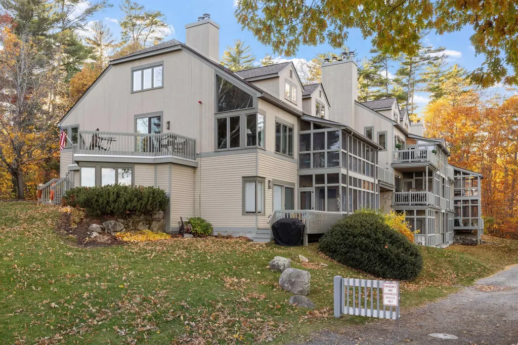 2696 Lake Shore Road Gilford NH 03249