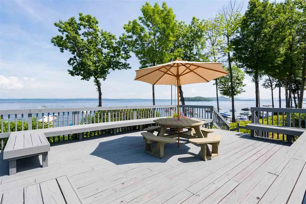 2696 Lake Shore Road Gilford NH 03249