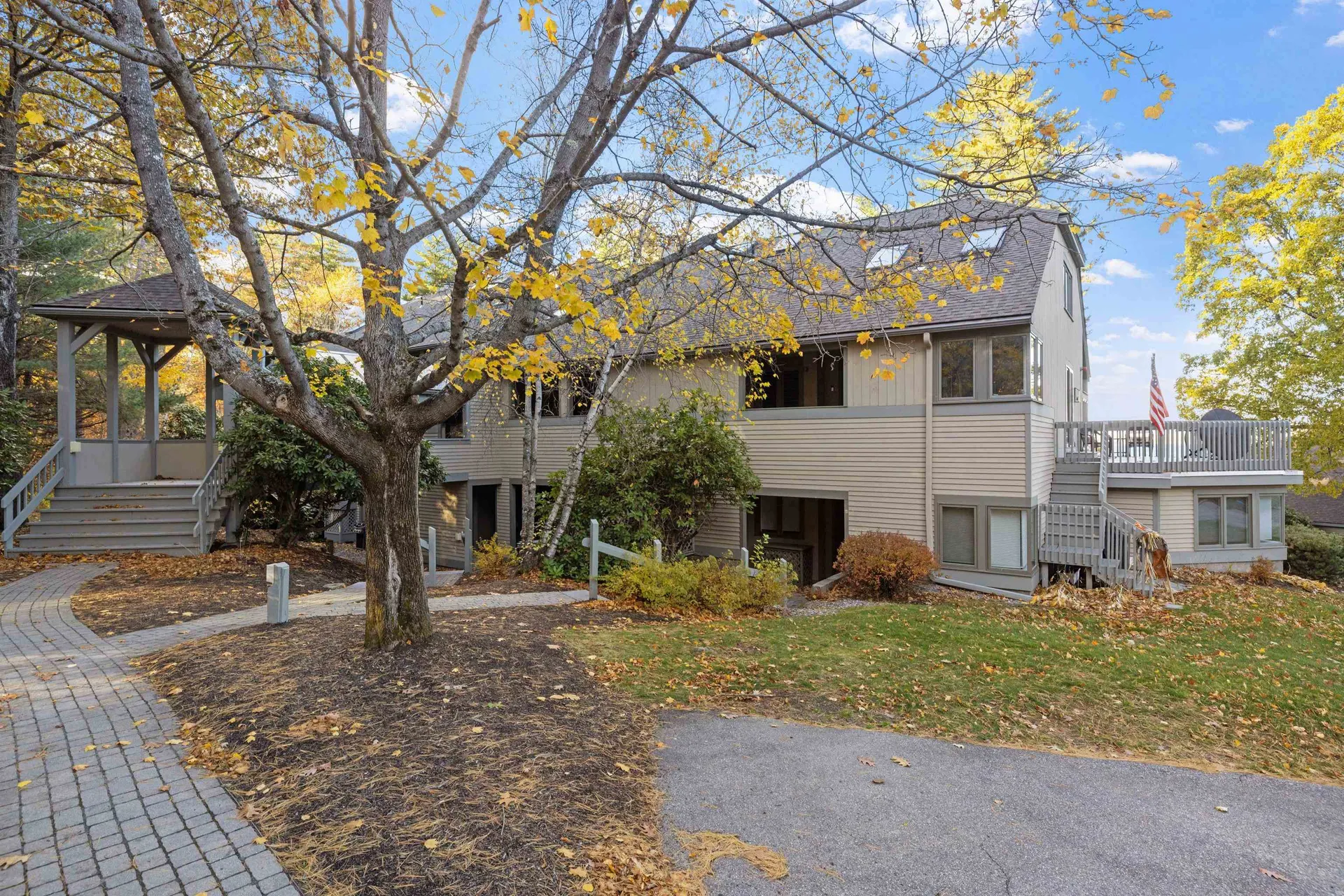 2696 Lake Shore Road Gilford NH 03249