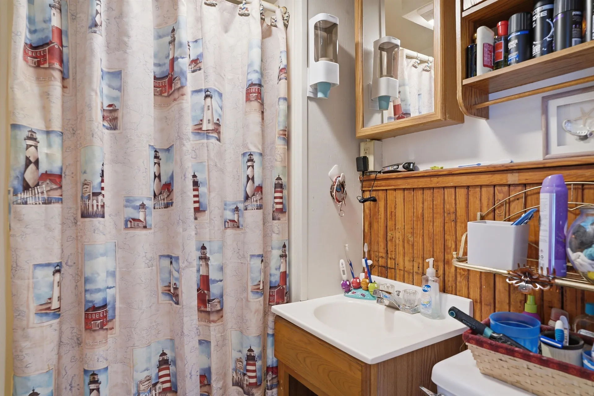 88 Pleasant Street Claremont NH 03743