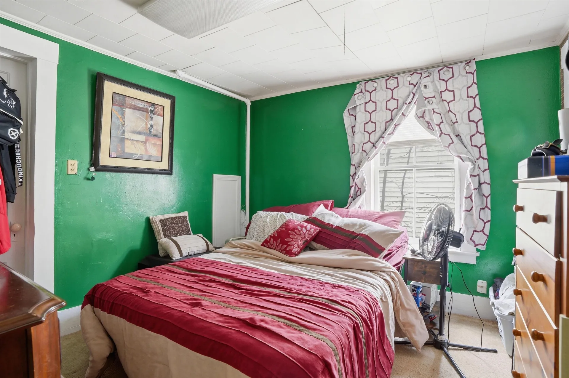 88 Pleasant Street Claremont NH 03743