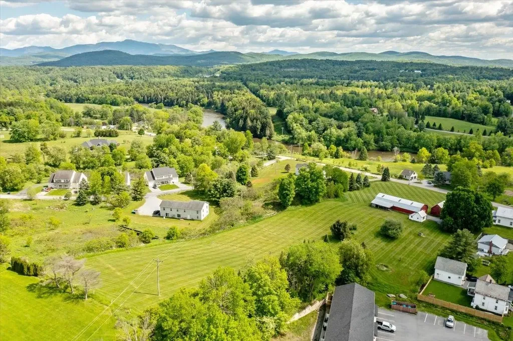 2 River Road Fairfax VT 05454