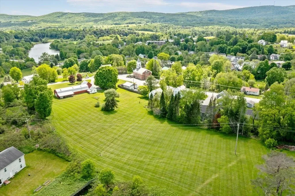 2 River Road Fairfax VT 05454