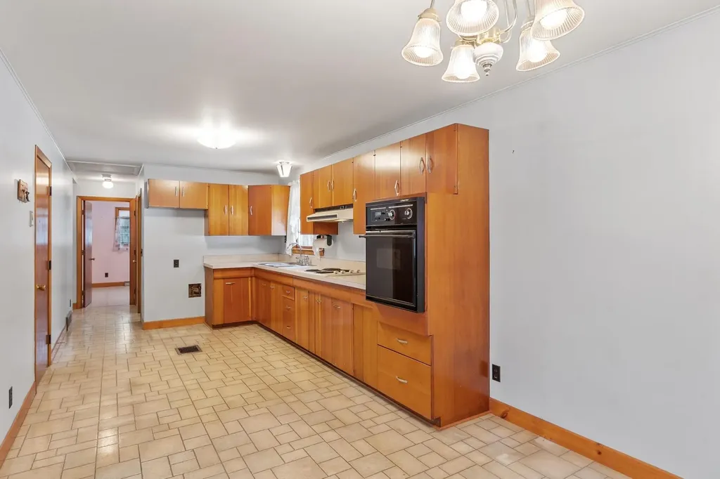 20 Ling Street Marlborough NH 03455