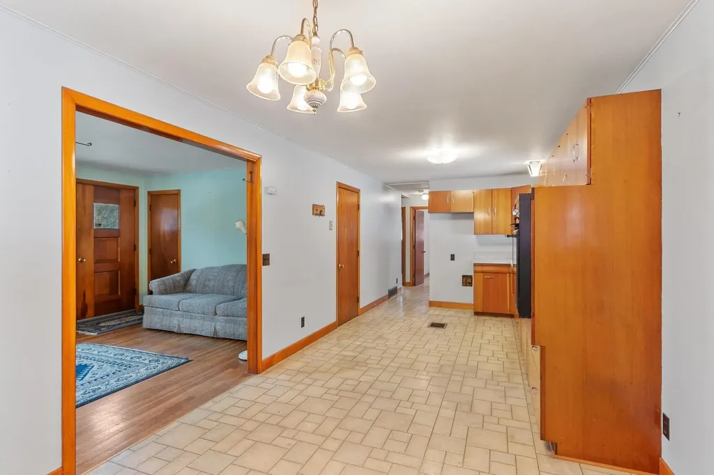 20 Ling Street Marlborough NH 03455