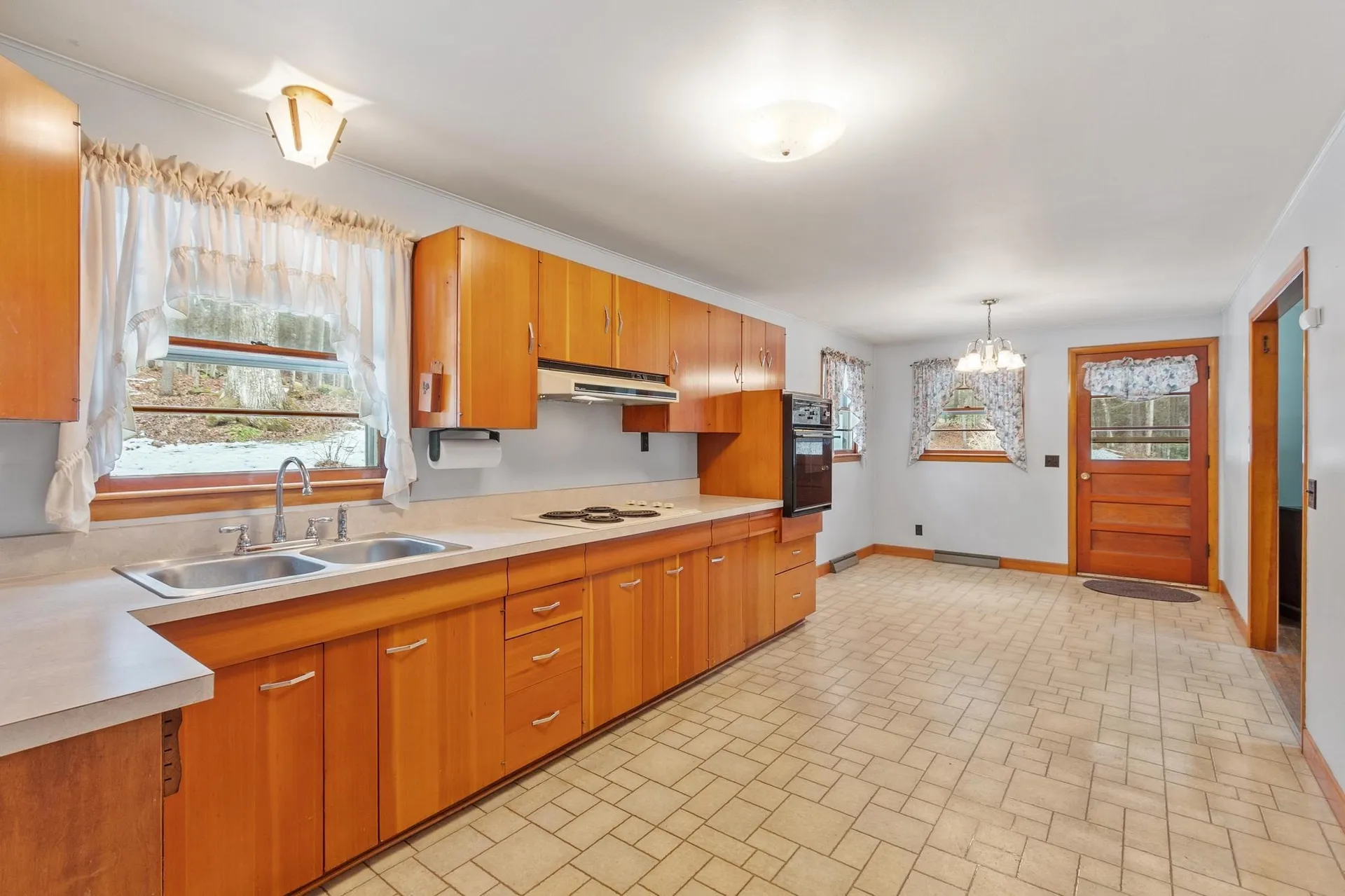 20 Ling Street Marlborough NH 03455