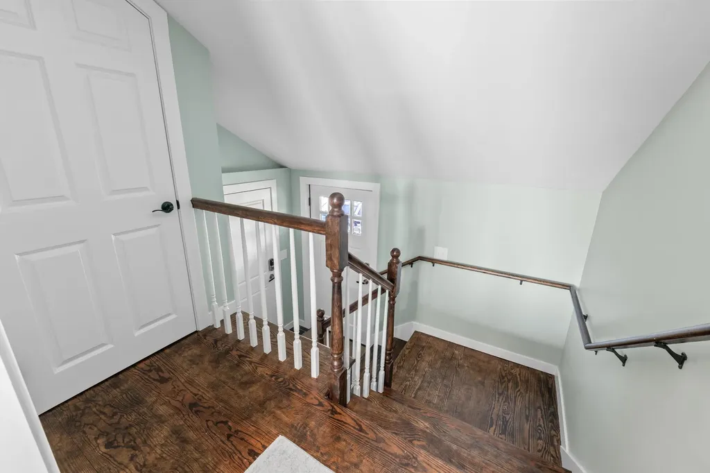 30 Cedar Point Road Durham NH 03824