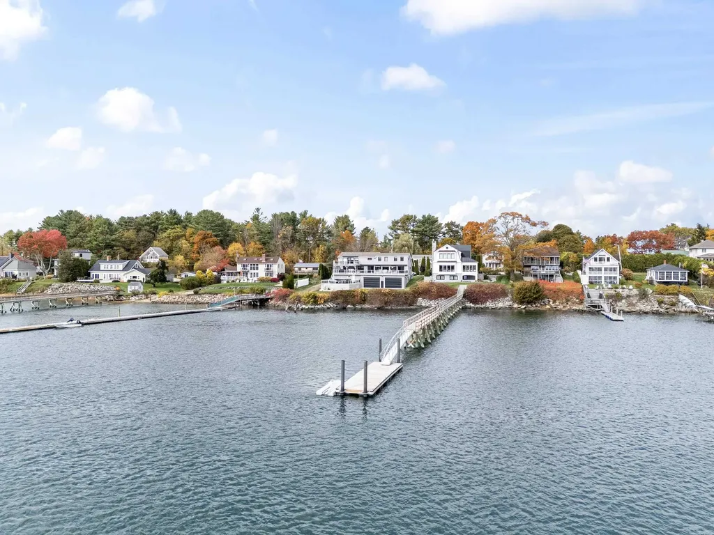 30 Cedar Point Road Durham NH 03824