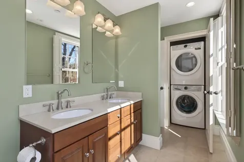 7 Islington Street Portsmouth NH 03801