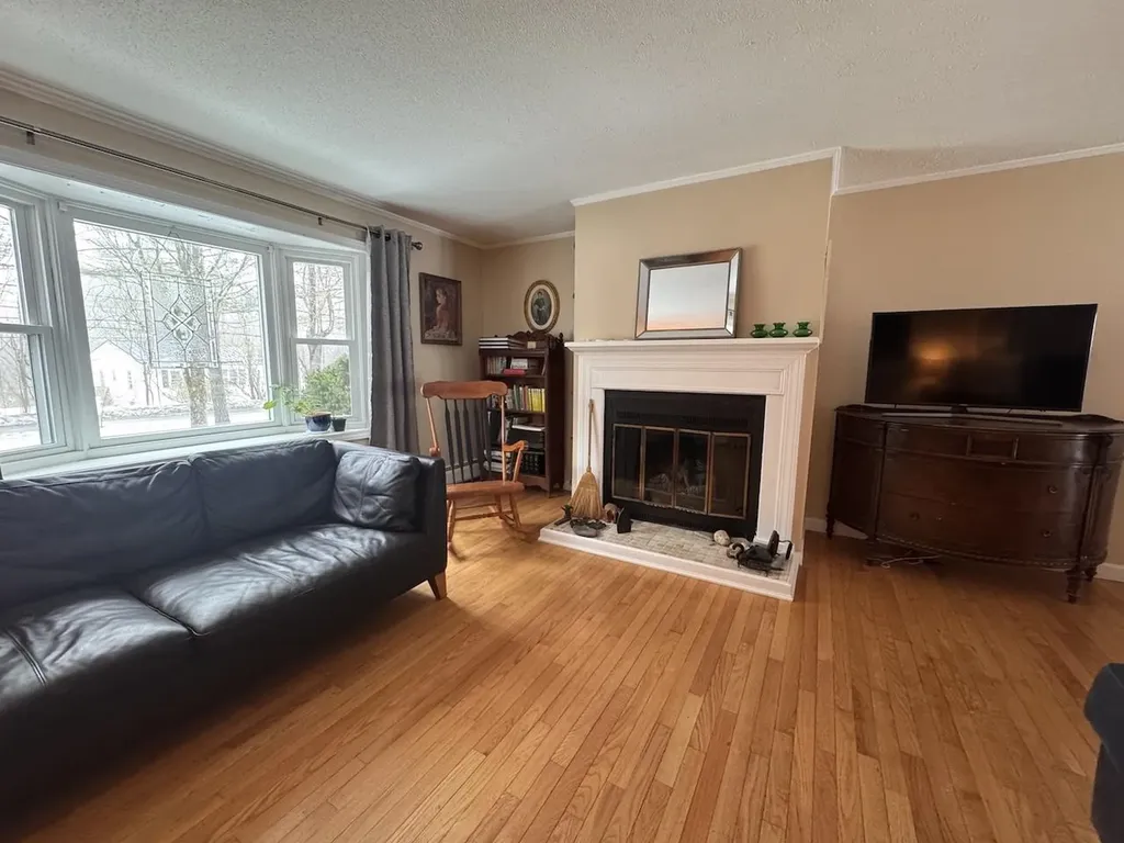 43 Base Hill Road Keene NH 03431