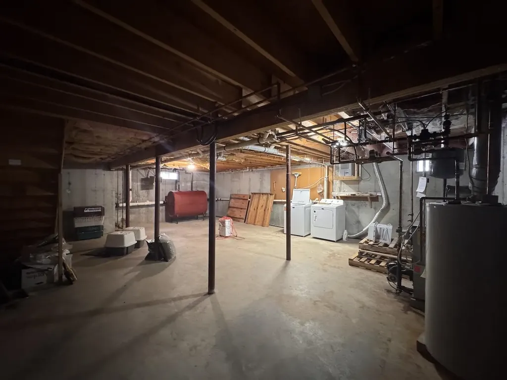 43 Base Hill Road Keene NH 03431