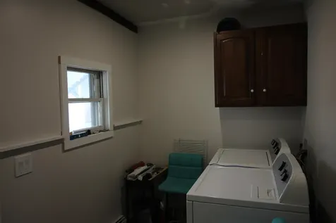 8 Central Street Pembroke NH 03275