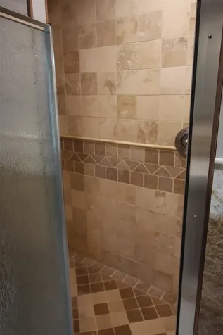 8 Central Street Pembroke NH 03275