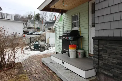 8 Central Street Pembroke NH 03275