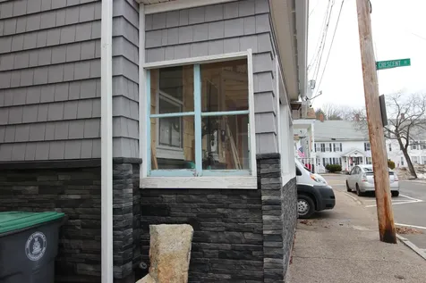 8 Central Street Pembroke NH 03275