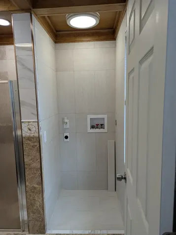 8 Central Street Pembroke NH 03275