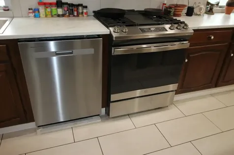 8 Central Street Pembroke NH 03275