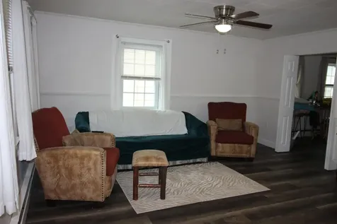 8 Central Street Pembroke NH 03275