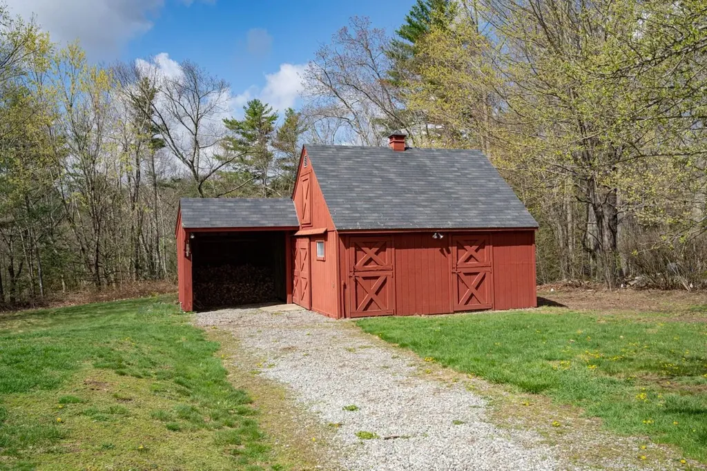 65 Kendall Hill Road Mont Vernon NH 03057