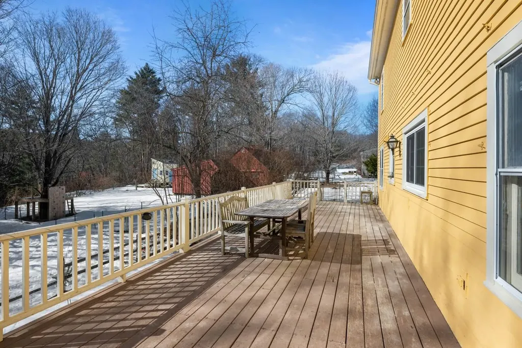 65 Kendall Hill Road Mont Vernon NH 03057
