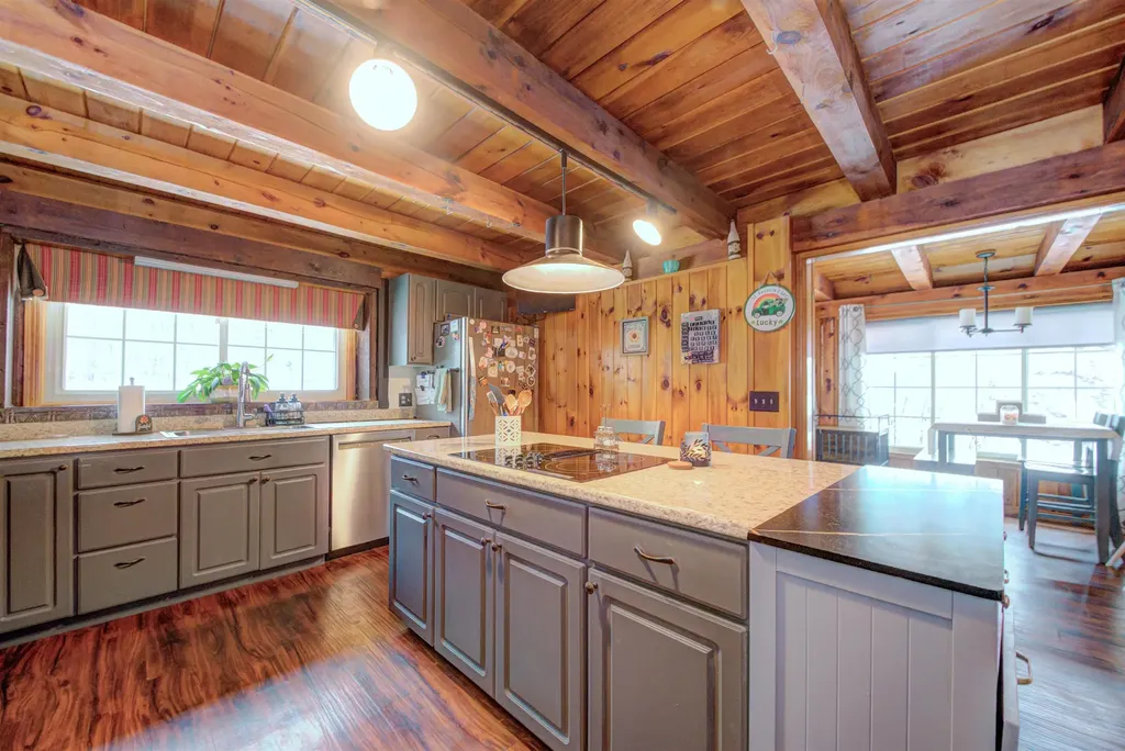 92 Main Street Atkinson NH 03811