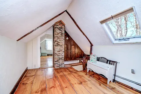 92 Main Street Atkinson NH 03811