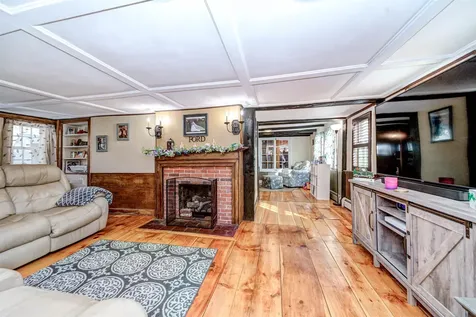 92 Main Street Atkinson NH 03811