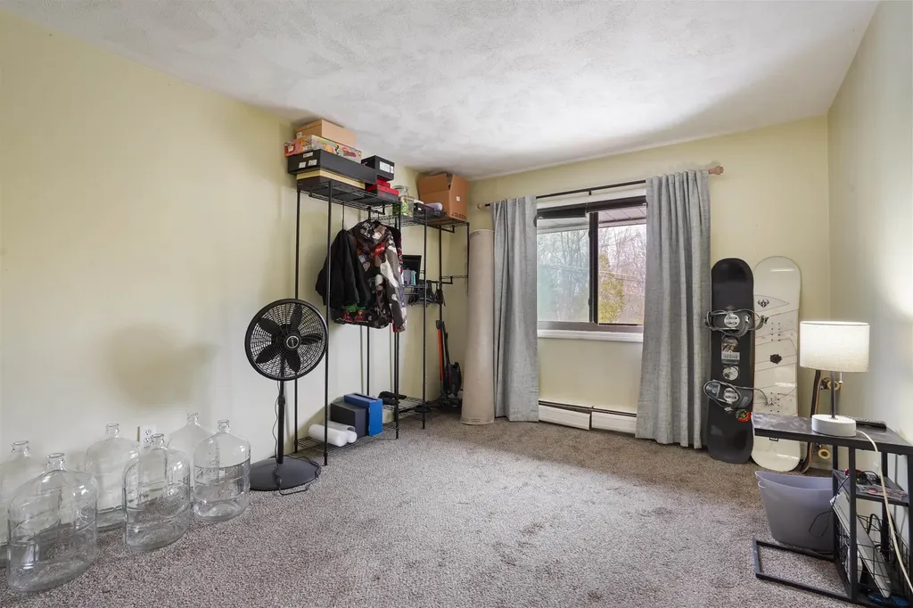 11 Strawberry Bank Road Nashua NH 03062