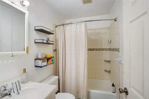 11 Strawberry Bank Road Nashua NH 03062