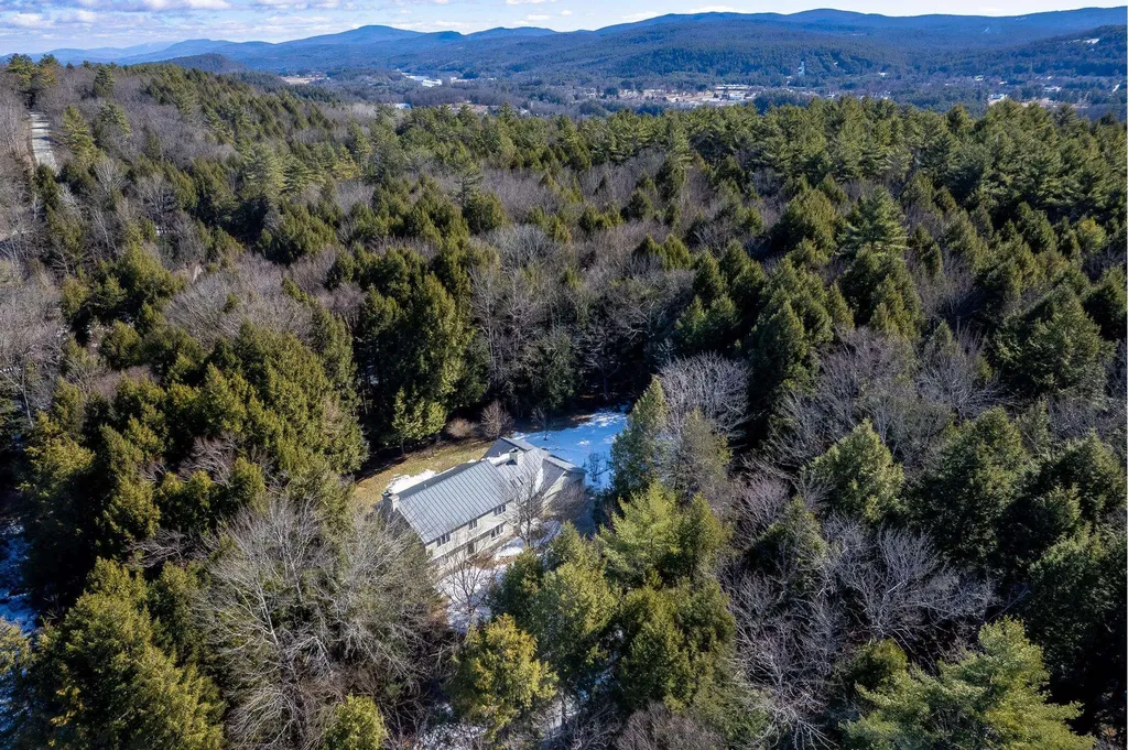201 Hawk Pine Road Norwich VT 05055