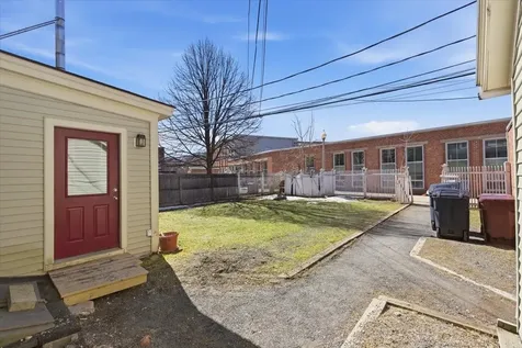 136 North Street Bennington VT 05201