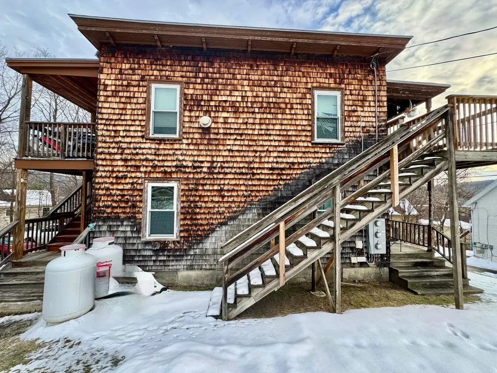 7 Light Street Lebanon NH 03766