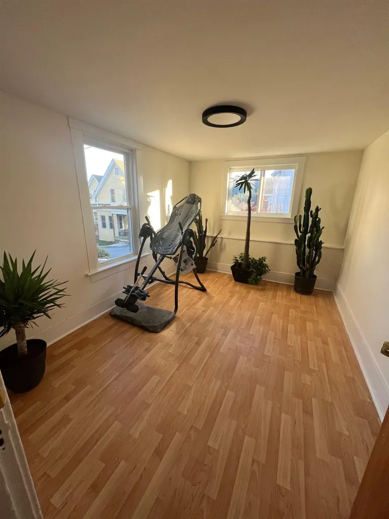 7 Light Street Lebanon NH 03766