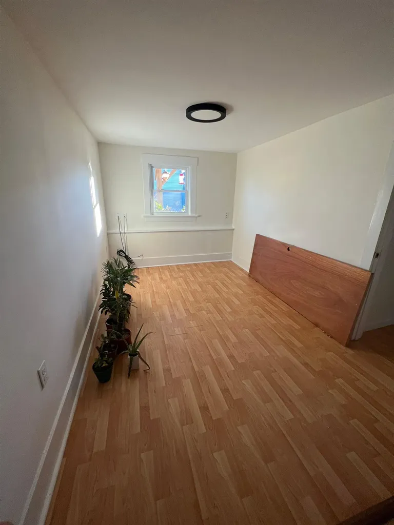 7 Light Street Lebanon NH 03766