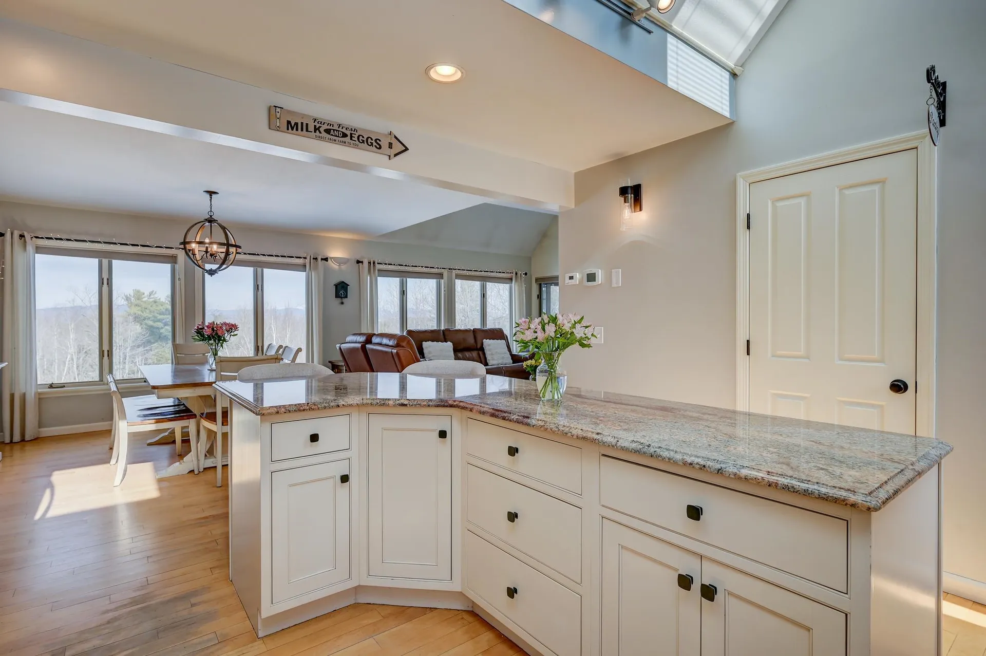 12 Mccormack Lane Eaton NH 03832